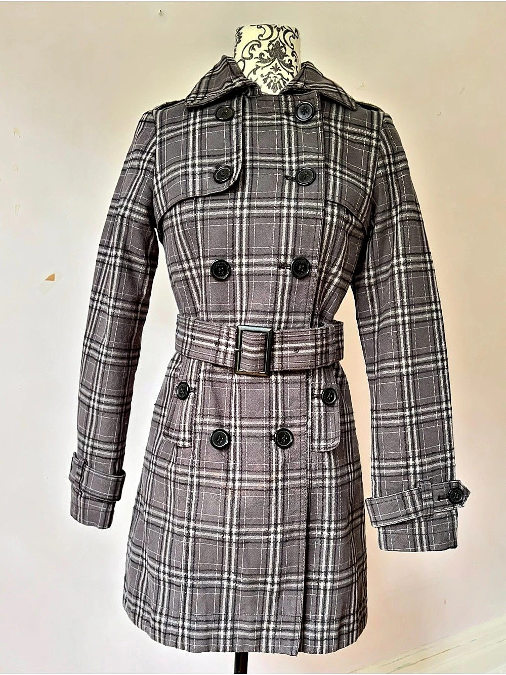 Jacob Women's Plaid Belted Trench Coat in Gray & White